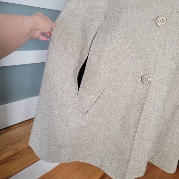 Vintage Lilli Ann Collections Wool Cape Structured Size see measurements - Picture 4 of 16